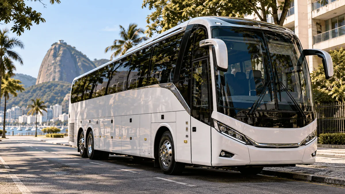 47–56 Seater Coach